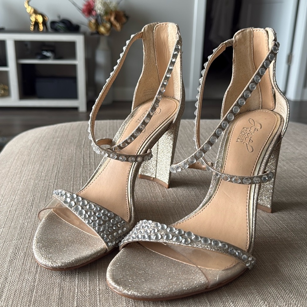 Jewel Badgley Mischka Silver Strappy Heels